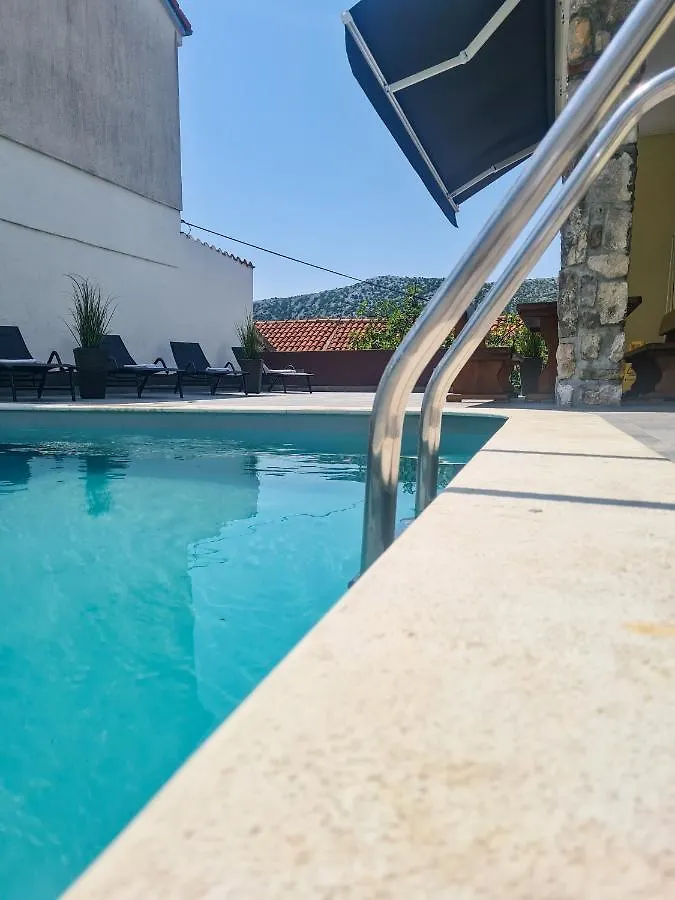 Villa Natura With Swimming Pool, Jacuzzi And Sauna Crikvenica