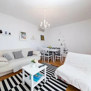 Ruzica Apartment